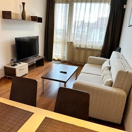 Apartment In Belvedere Club