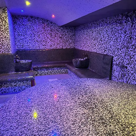 In Belvedere Club