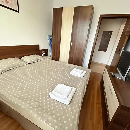 דירה In Belvedere Club בנסקו